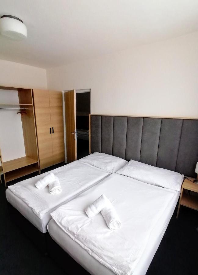 Horsky Hotel Jelenovska S Bazenem V Cene Valašské Klobouky Εξωτερικό φωτογραφία