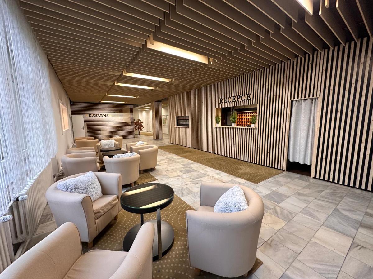 Horsky Hotel Jelenovska S Bazenem V Cene Valašské Klobouky Εξωτερικό φωτογραφία