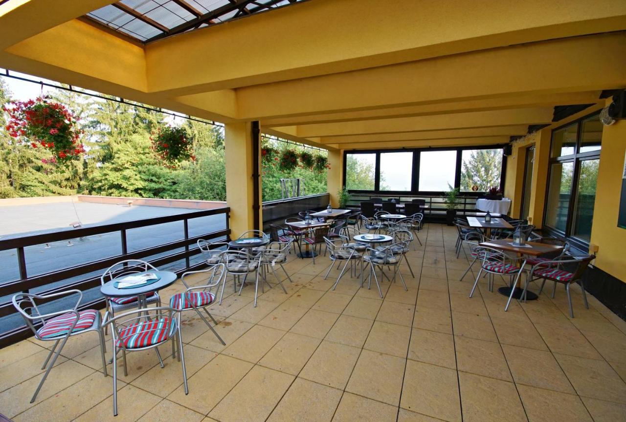 Horsky Hotel Jelenovska S Bazenem V Cene Valašské Klobouky Εξωτερικό φωτογραφία